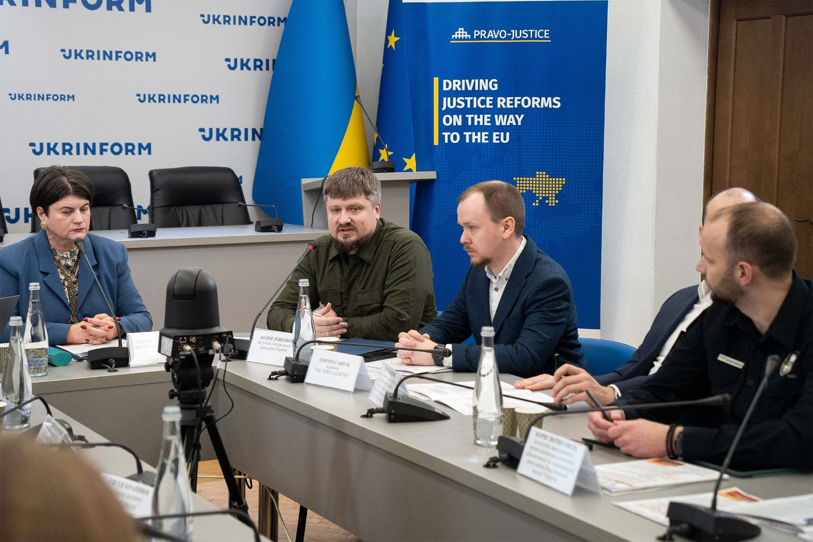 Trust in law enforcement agencies: the results of the first nationwide study of the level of crime and evaluation of the justice system are presented