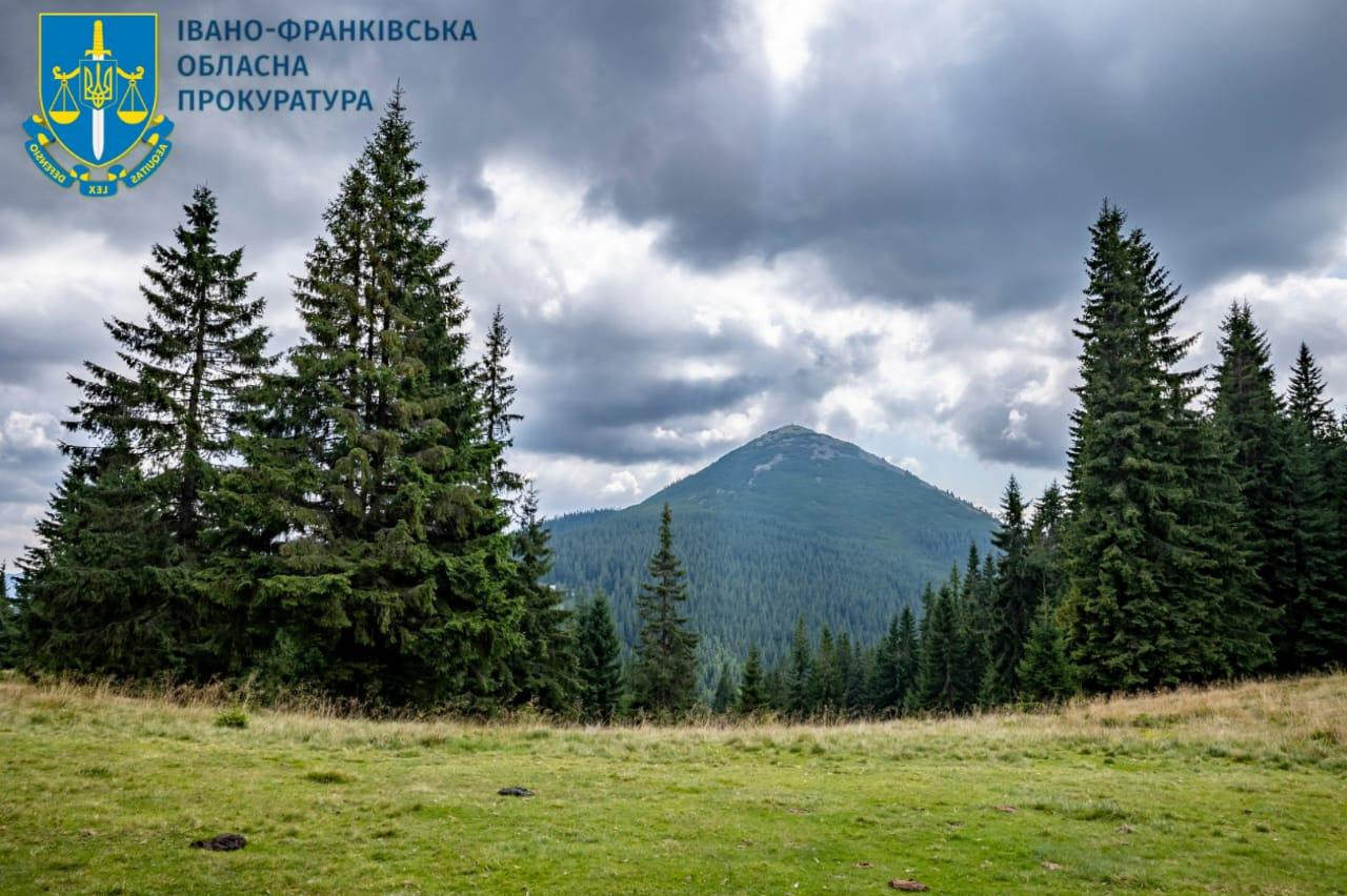 The prosecutors of Ivano-Frankivsk region defended the return of the state more than 4 thousand hectares of lands of the Carpathian National Park