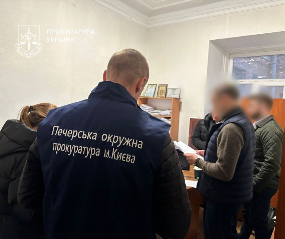 The child from the surrogate mother remained an orphan, and the couple from China did not receive their child - the co-owner of the private clinic and the manager were informed of the suspicion