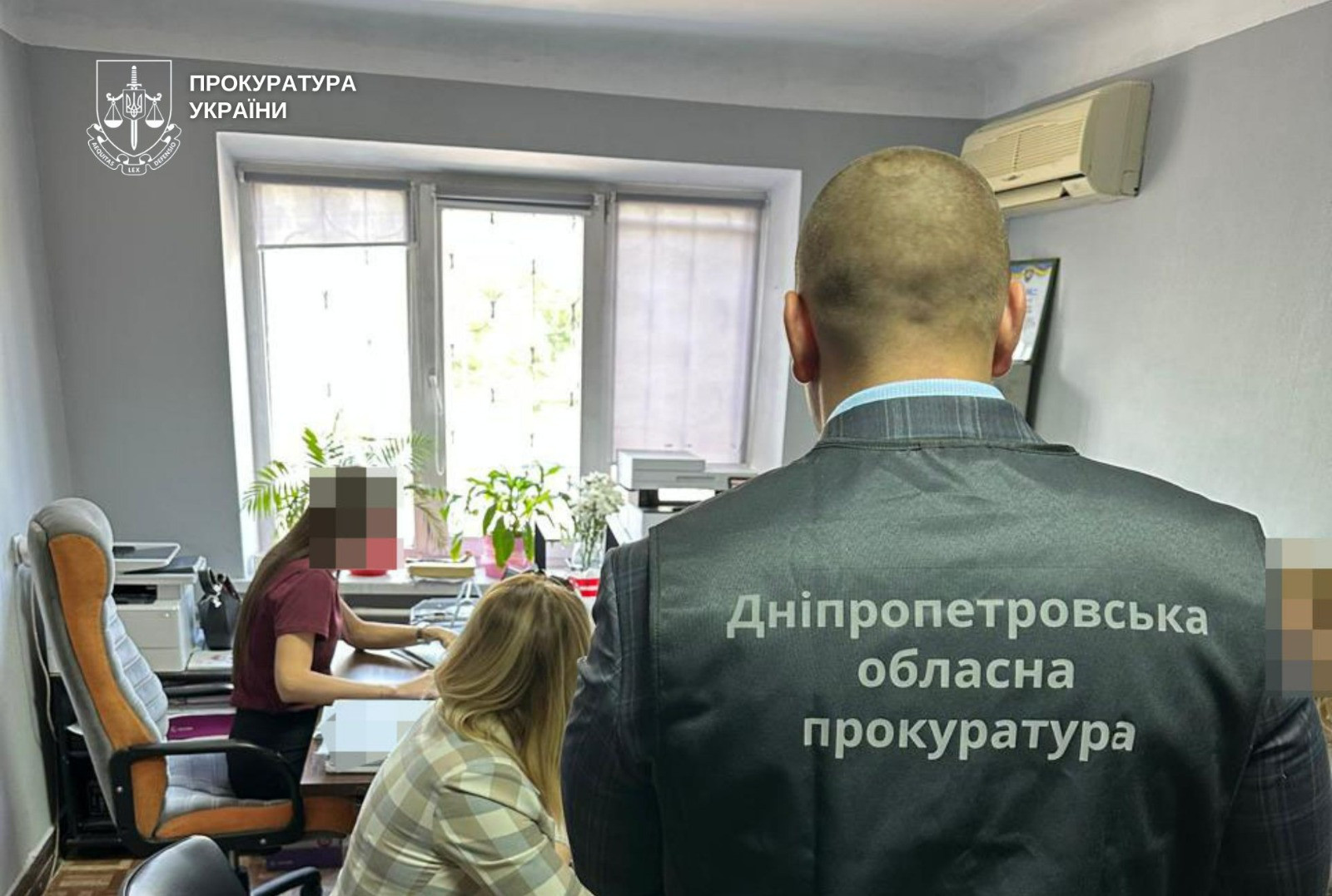 Розтрати на державних тендерах: судитимуть керівників підрядних підприємств і посадовця Укрзалізниці