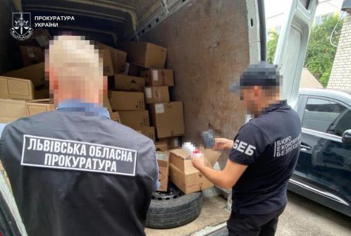 Luxury phones and perfumes disguised as sausages. Almost 17 million hryvnias worth of smuggling was exposed in Lviv region