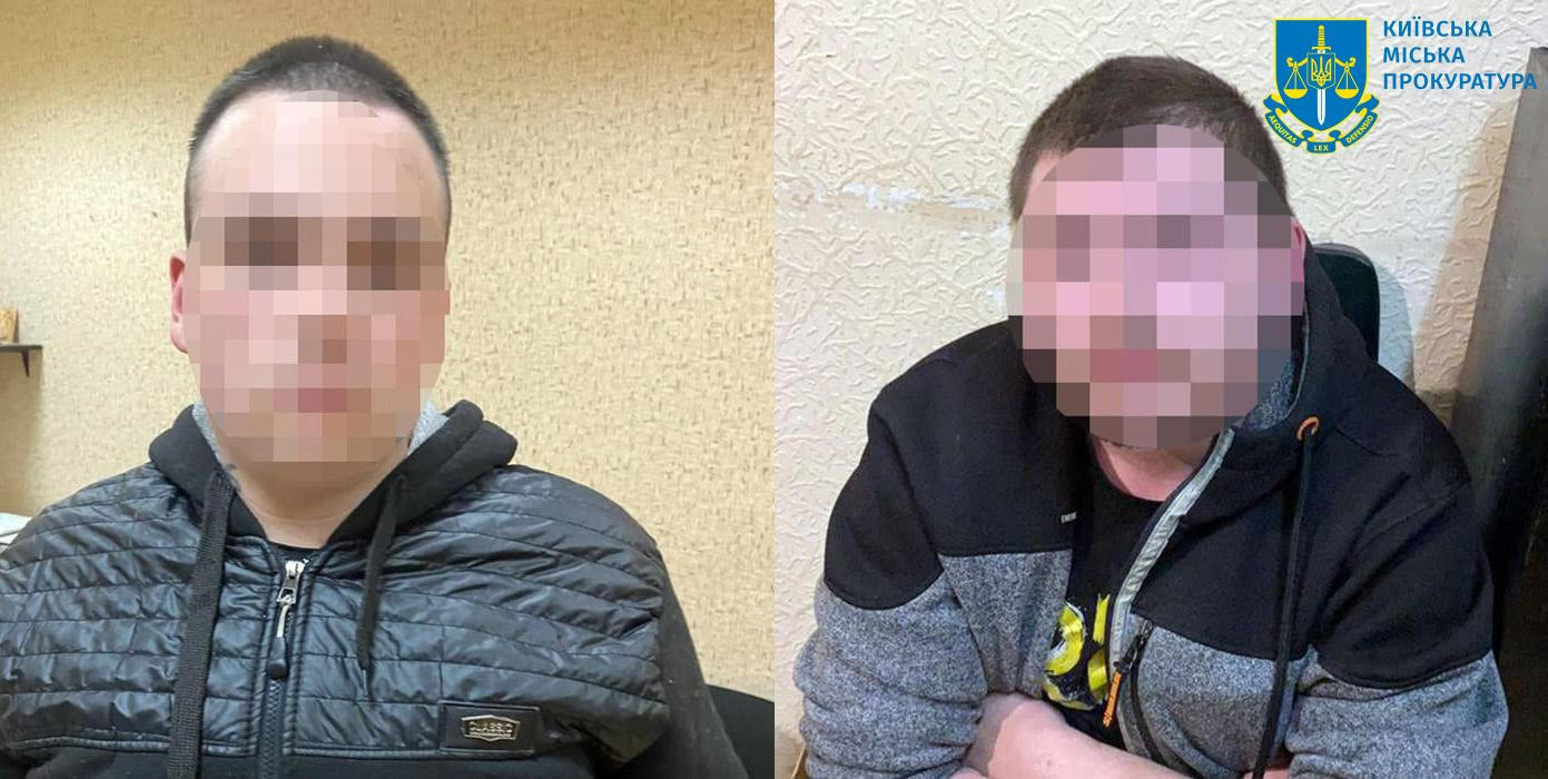 До 14 років позбавлення волі засуджено двох киян, які через помсту підпалили чоловіка у закинутій будівлі кінотеатру