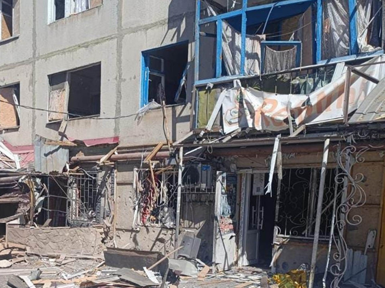 As a result of the firing of Konstantinovka 8 civilians were killed, 6 more were injured - proceedings were started