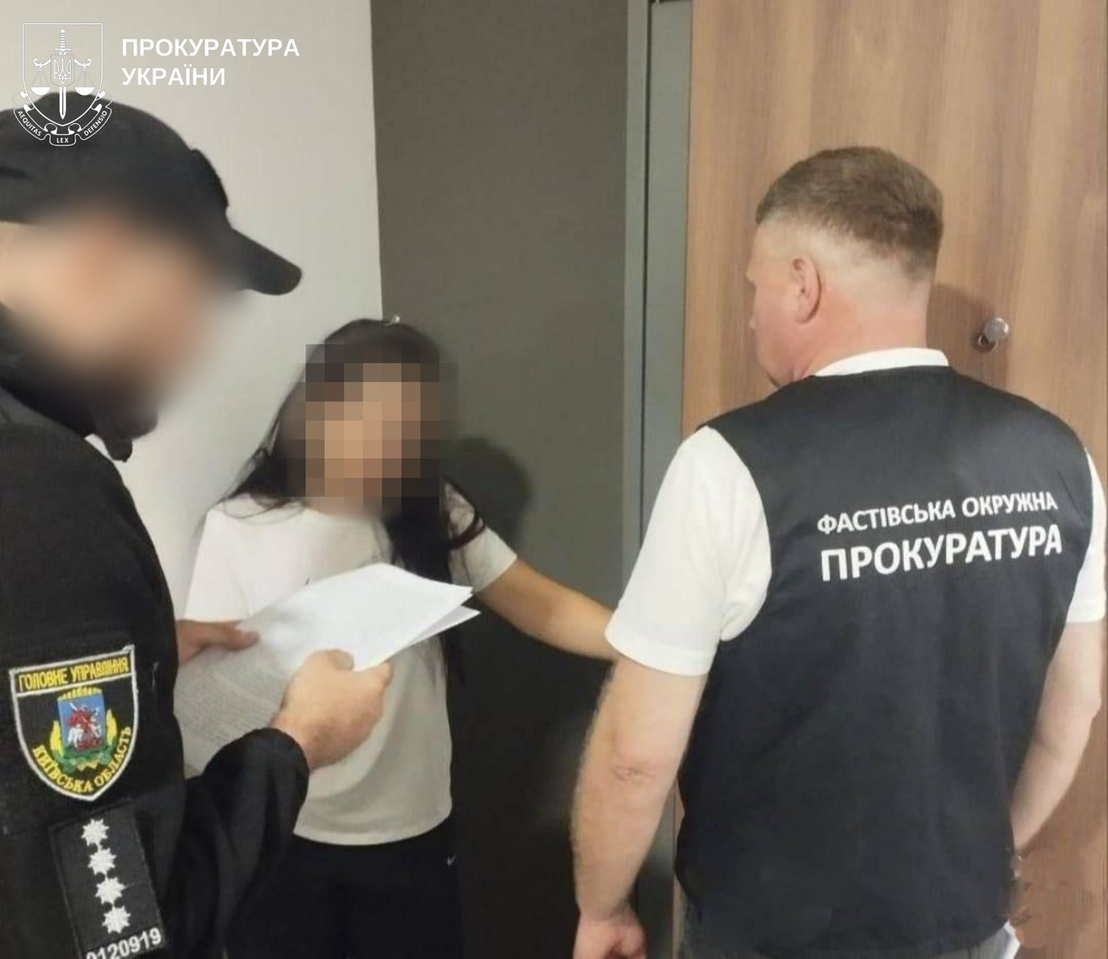 During the war, she "profited" from donations: the prosecutor's office sent a case to court against an official of a charity organization