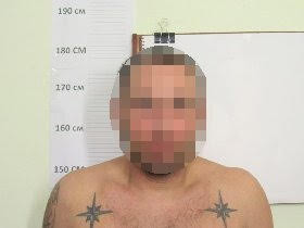 До 15 років тюрми засуджено чоловіка, який ґвалтував трьох неповнолітніх доньок своєї співмешканки