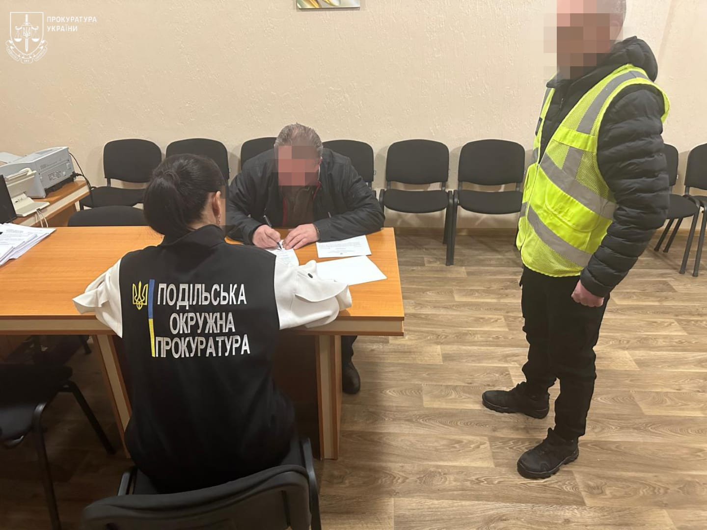 He charged himself allowances for working with COVID patients — in Odesa, the head doctor is suspected of misappropriating budget funds