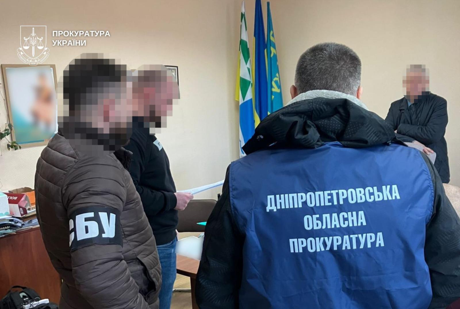 Понад 1,1 млн євро для країни-агресора: у Києві затримано та повідомлено про підозру директору картонно-тарного підприємства