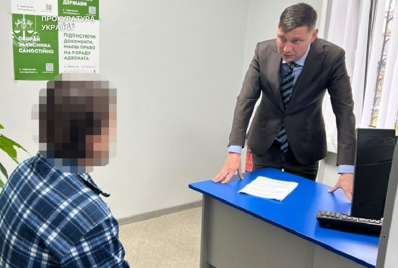 At the request of the prosecutor's office of the suspect in the rape of a 10-year-old child is taken into custody