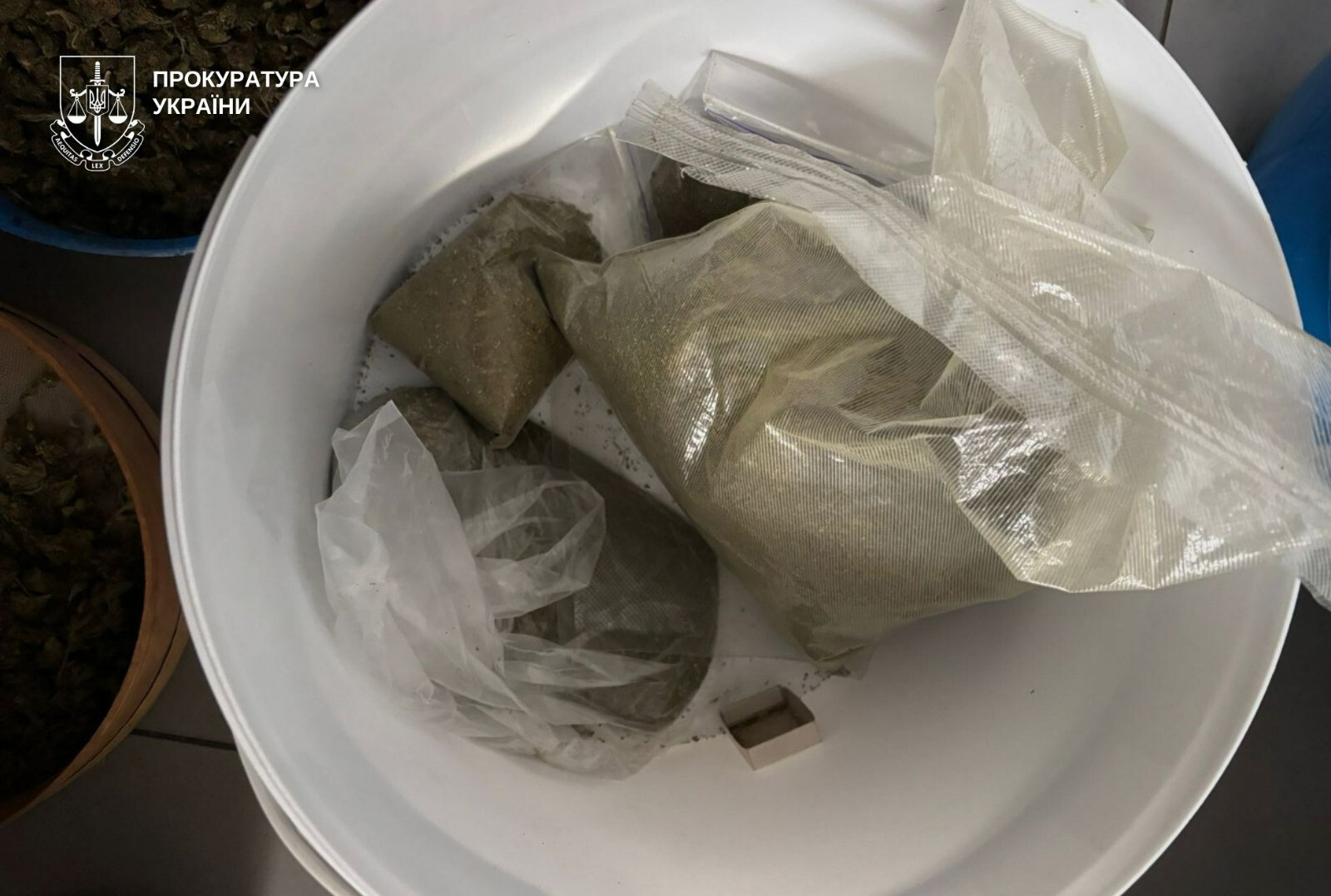 A resident of Dnipropetrovsk region, from whom 8 kg of cannabis was seized, was notified of suspicion