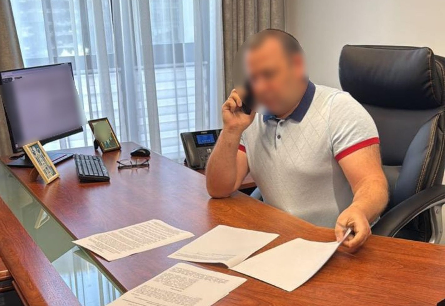 Purchased tractors that did not meet the requirements of the tender with losses of UAH 1.6 million - prosecutors reported suspicion of the official of the SSGP "Forests of Ukraine"