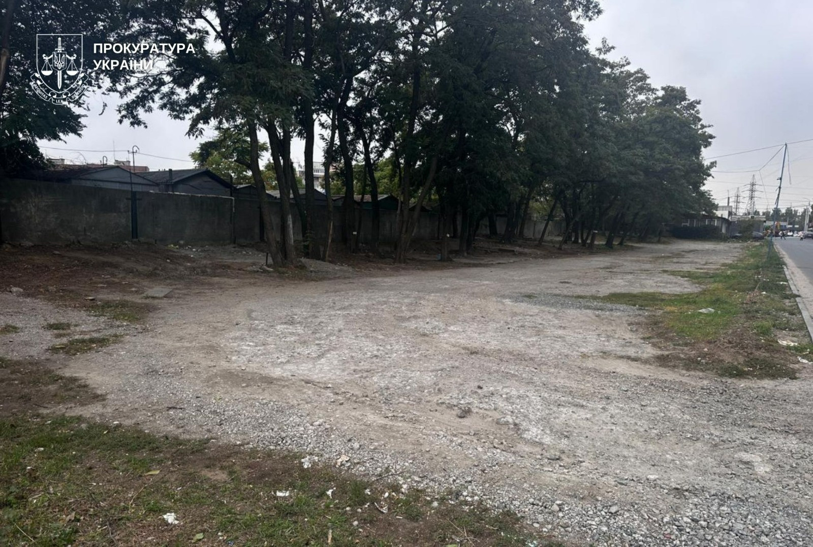The prosecutor's office dismantled an illegal parking lot and returned land to the Dnieper territorial community