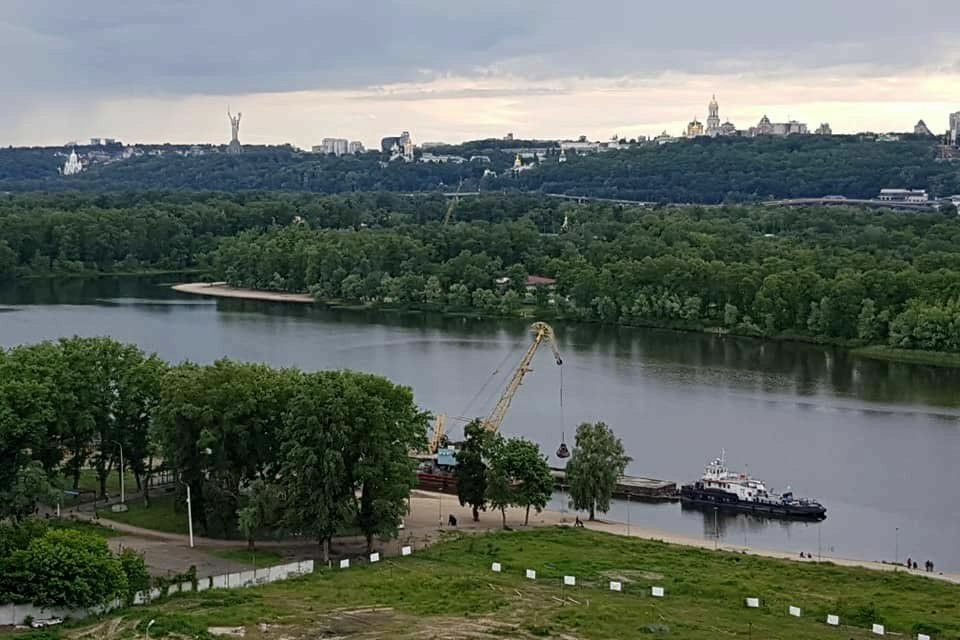 Прокурори на захисті державних інтересів: Попереджено незаконну забудову столичної «Микільської слобідки» в прибережній смузі Дніпра. Рішення Верховного Суду
