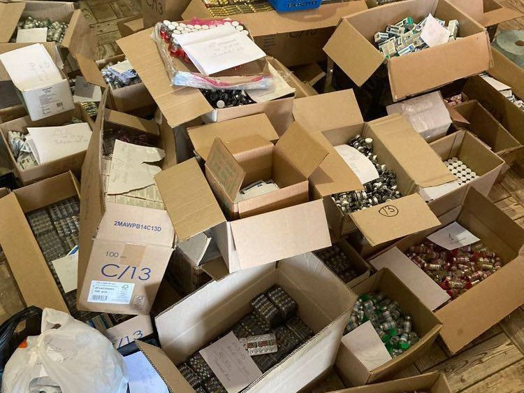 Правоохоронці ліквідували канал контрабандного постачання сильнодіючих лікарських засобів (ФОТО)