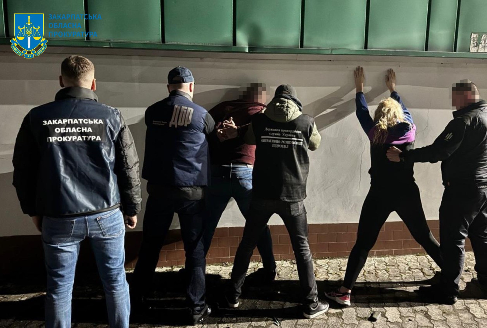 Will judge two Inspectors of Transcarpathian Customs, who planned illegally to ship the military to Hungary for $ 8,000