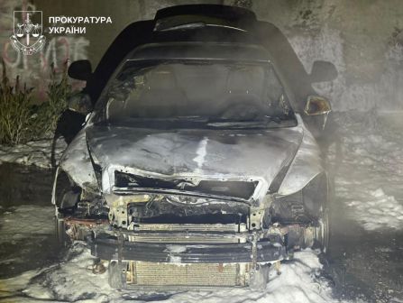 На Київщині затримали громадянина Молдови, який за тисячу доларів підпалив авто військового