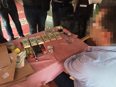 70 тис доларів за керівну посаду в ПАТ «Укрзалізниця» - судитимуть посередника (ФОТО)