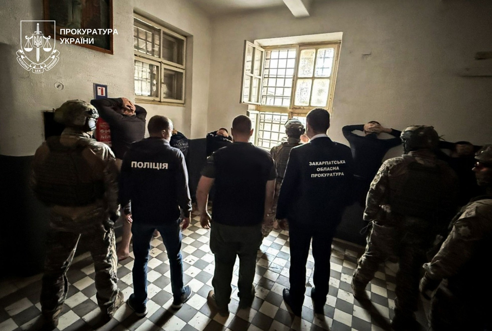 In Transcarpathia, "criminal authority" was exposed, which organized illegal transfer of military personnel from the institution of execution