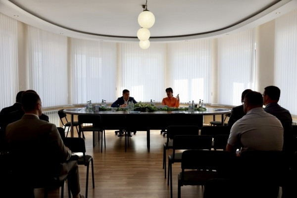 25.06.2021 Генпрокурор провела на Донеччині нараду з керівниками обласних прокуратур щодо протидії безпековим викликам