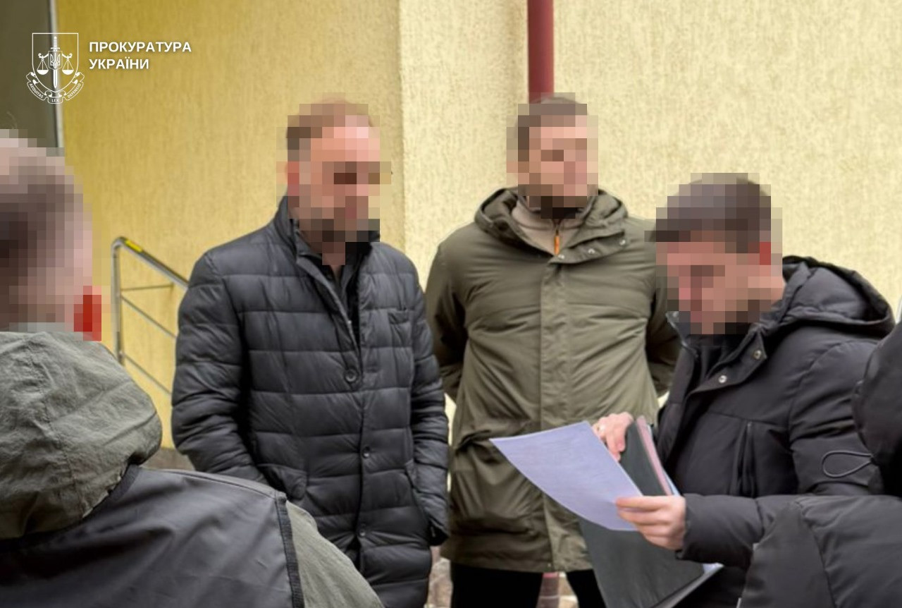 In the Lviv region, the head of the village council and his accomplice were exposed, who demanded and received UAH 1 million for the illegal provision of 135 hectares of land for use