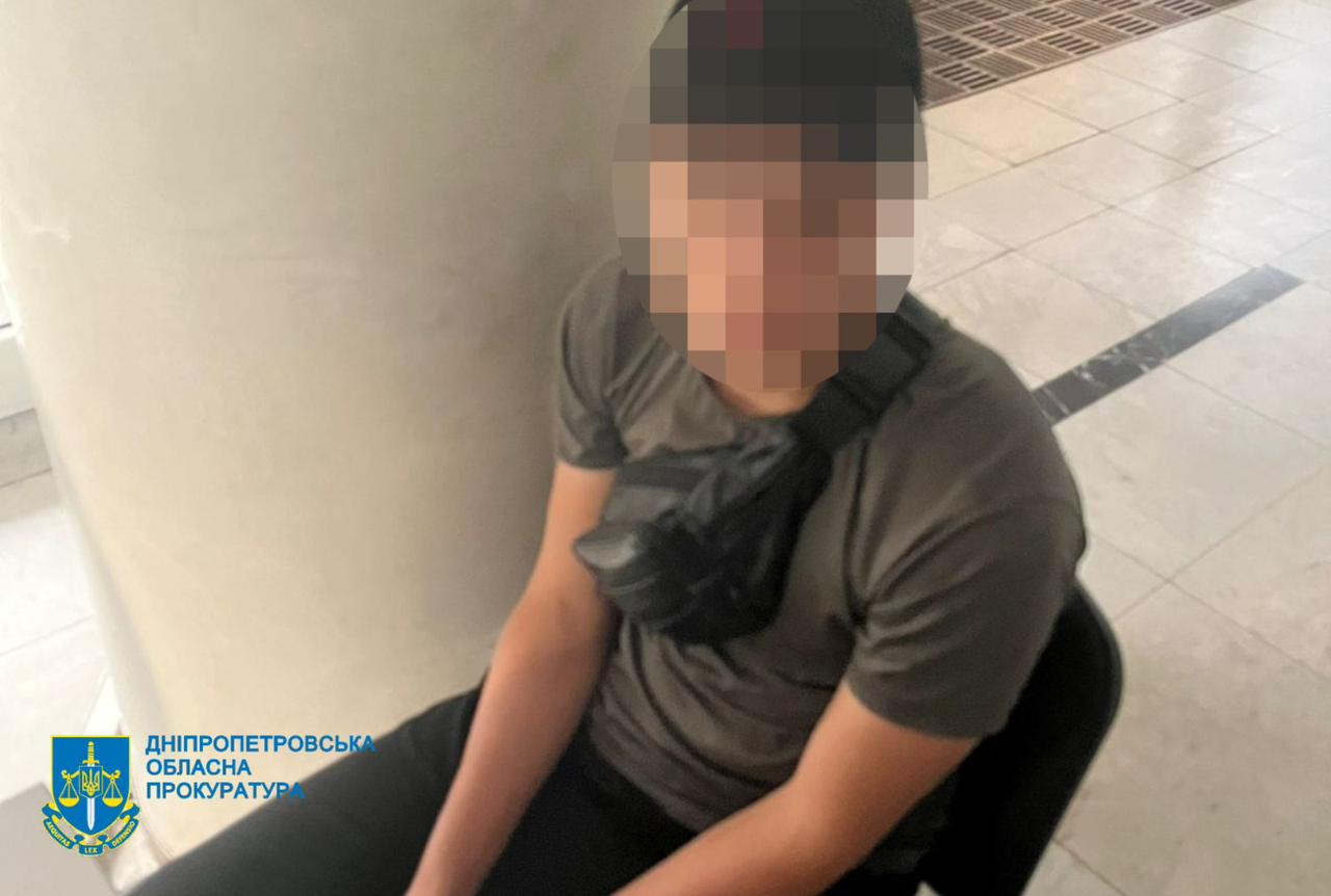 He transmitted information about the location of the military and the warehouse with fuel for the Armed Forces equipment in Dnipropetrovsk - a local resident was exposed