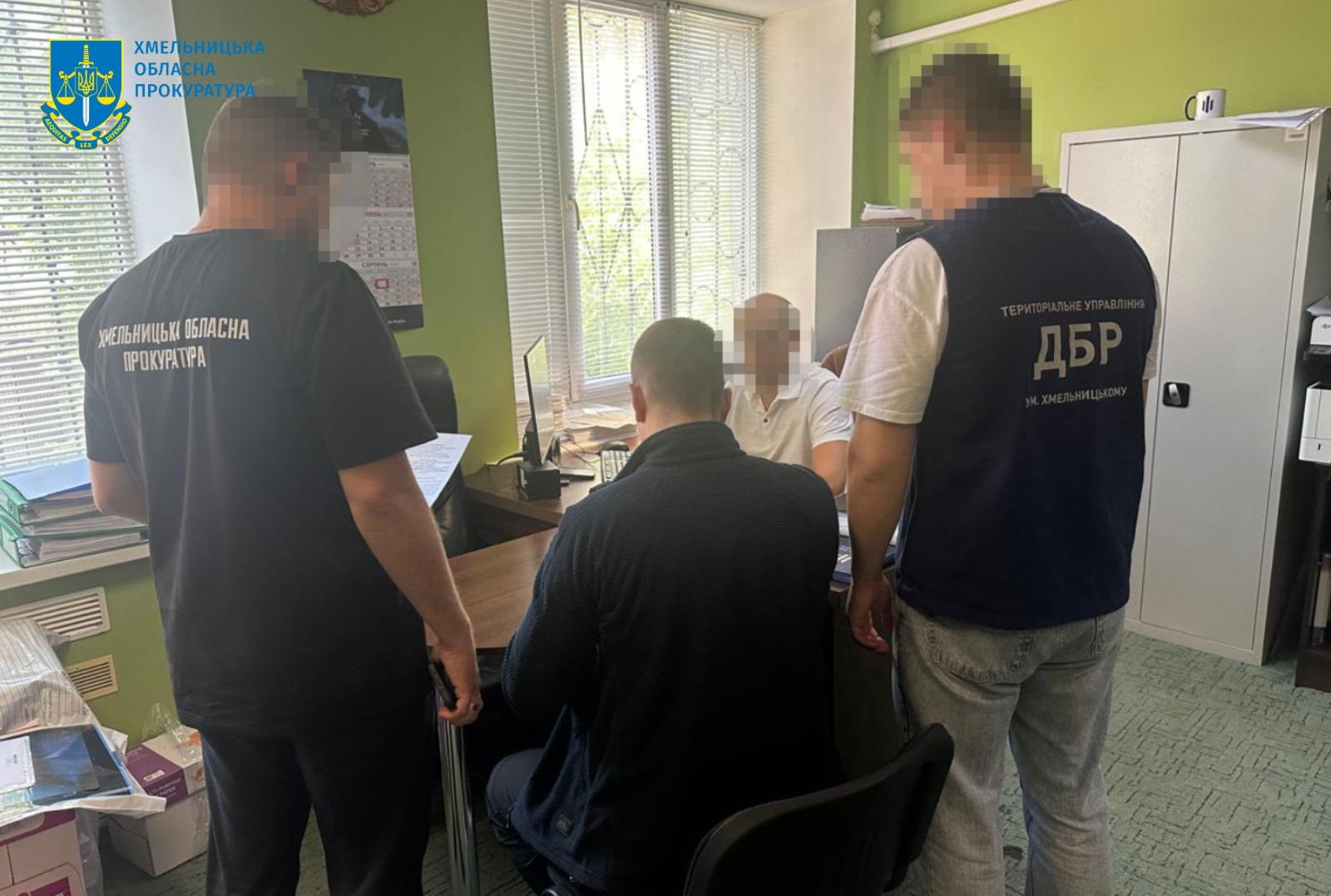 Beaten the detainee in shackles - a law enforcement officer from Khmelnytskyi reported suspicion