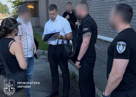He paid the salary of a mobilized employee of the Kyiv City Council apparatus and contributed to him in evasion