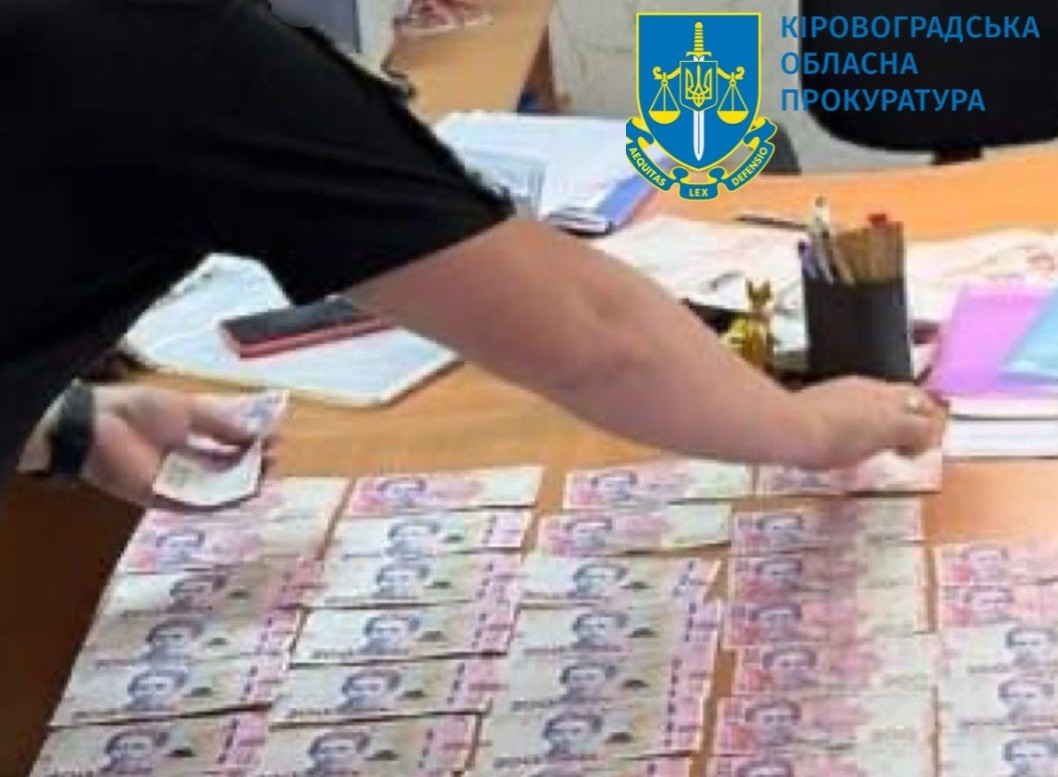 Хабар за вступ до вишу для відстрочки від призову – викрито керівника аспірантури Льотної академії НАУ