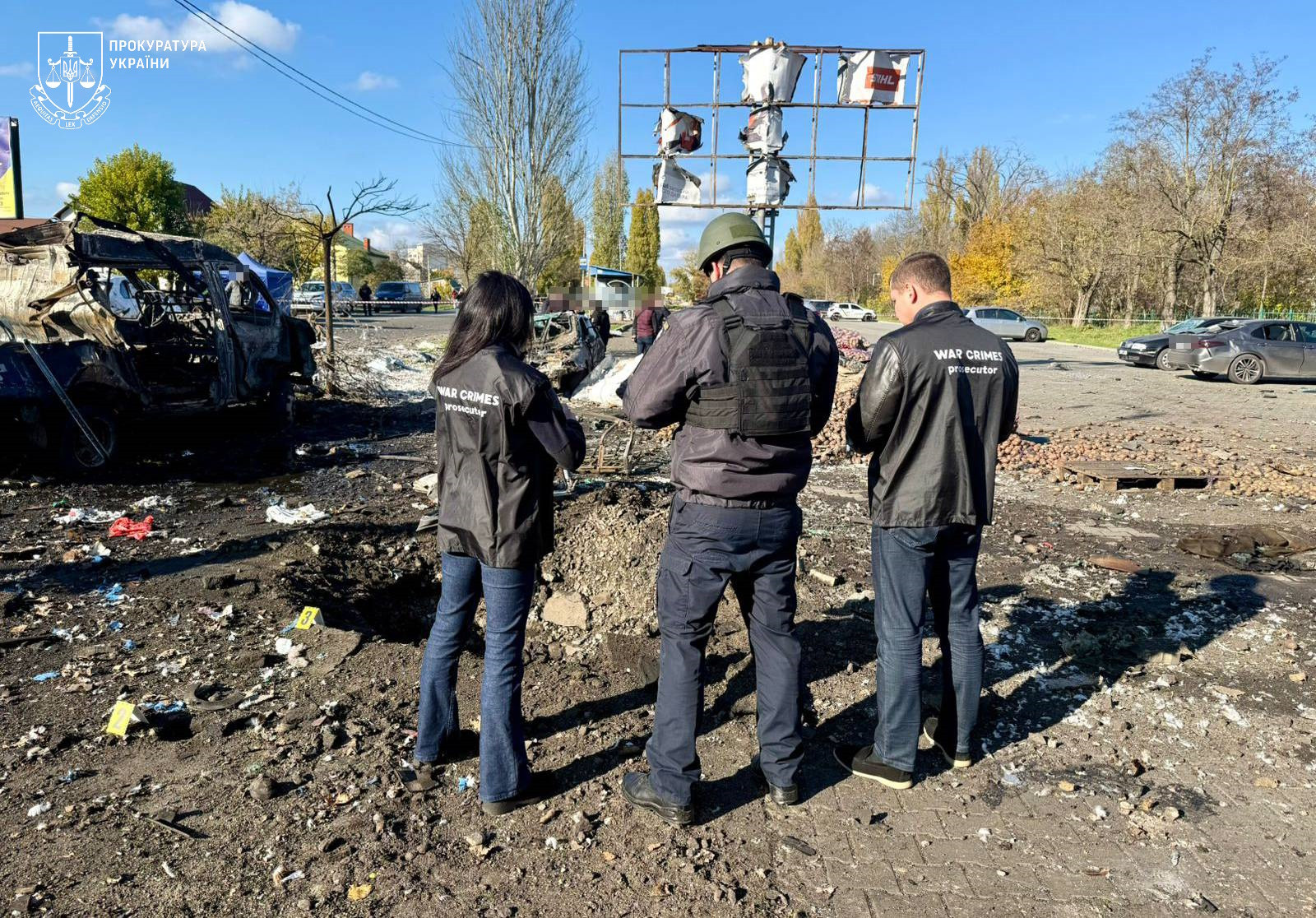 The enemy attacked Chornomorsk: two people died, another ten were injured, among them a child