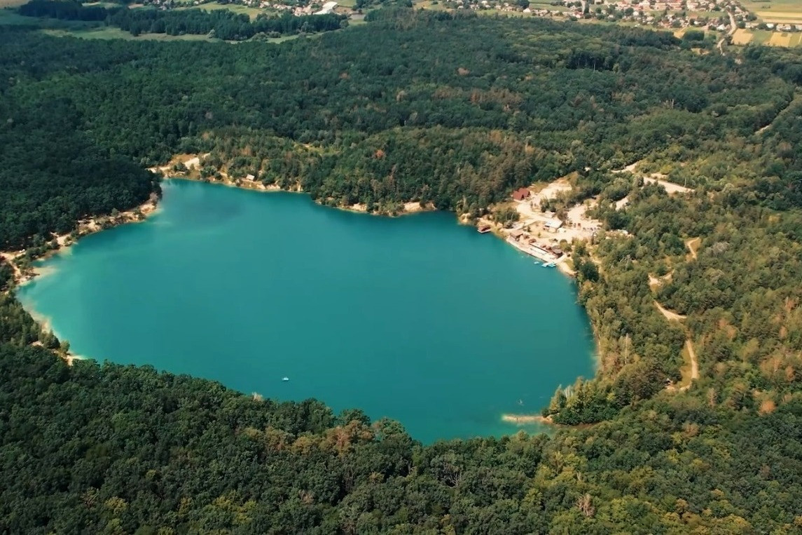 Прокурори на захисті державних інтересів: Попереджено узаконення самочинно збудованої бази відпочинку на «Вінницьких Мальдівах»