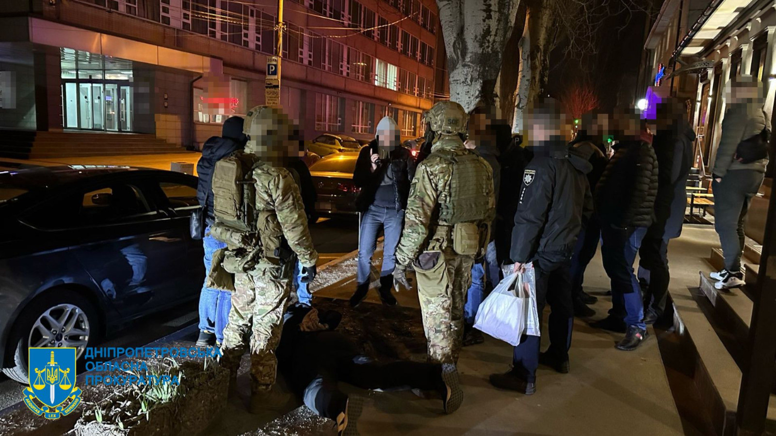 У Дніпрі затримано місцевого мешканця, який вимагав 80 тис доларів США неіснуючого боргу