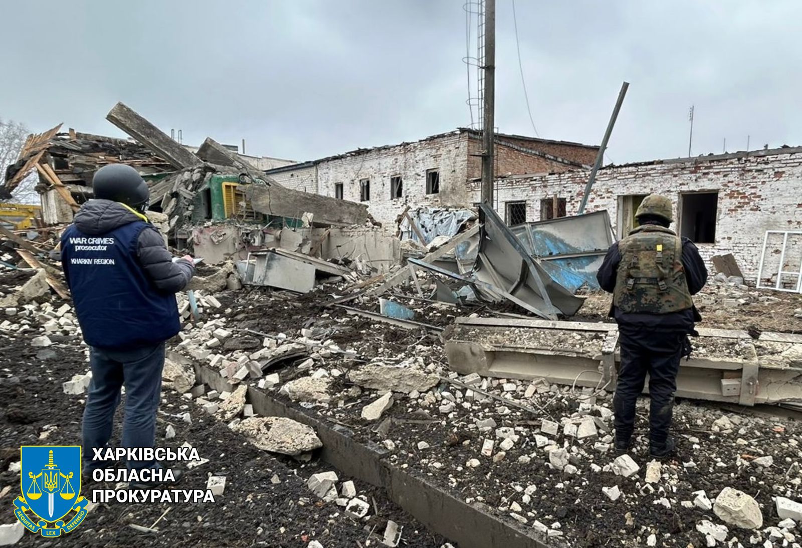 Правоохоронці зафіксували наслідки чергових ворожих ударів по Харківщині
