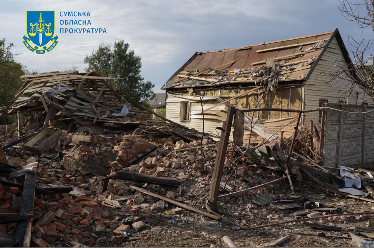 Загиблі та поранені, серед яких дитина, внаслідок ворожих атак по м. Суми і області – прокурори документують наслідки