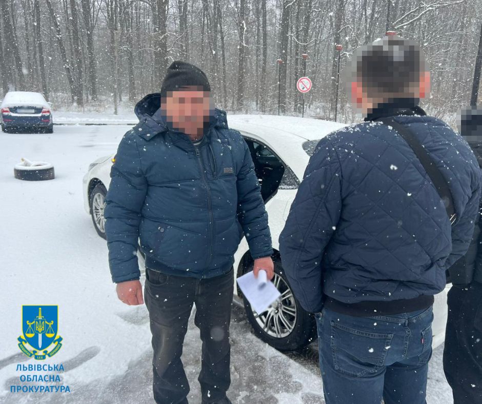 Шахрайство з державними землями на понад 2 млн грн – підозрюється депутат однієї із міськрад Львівщини