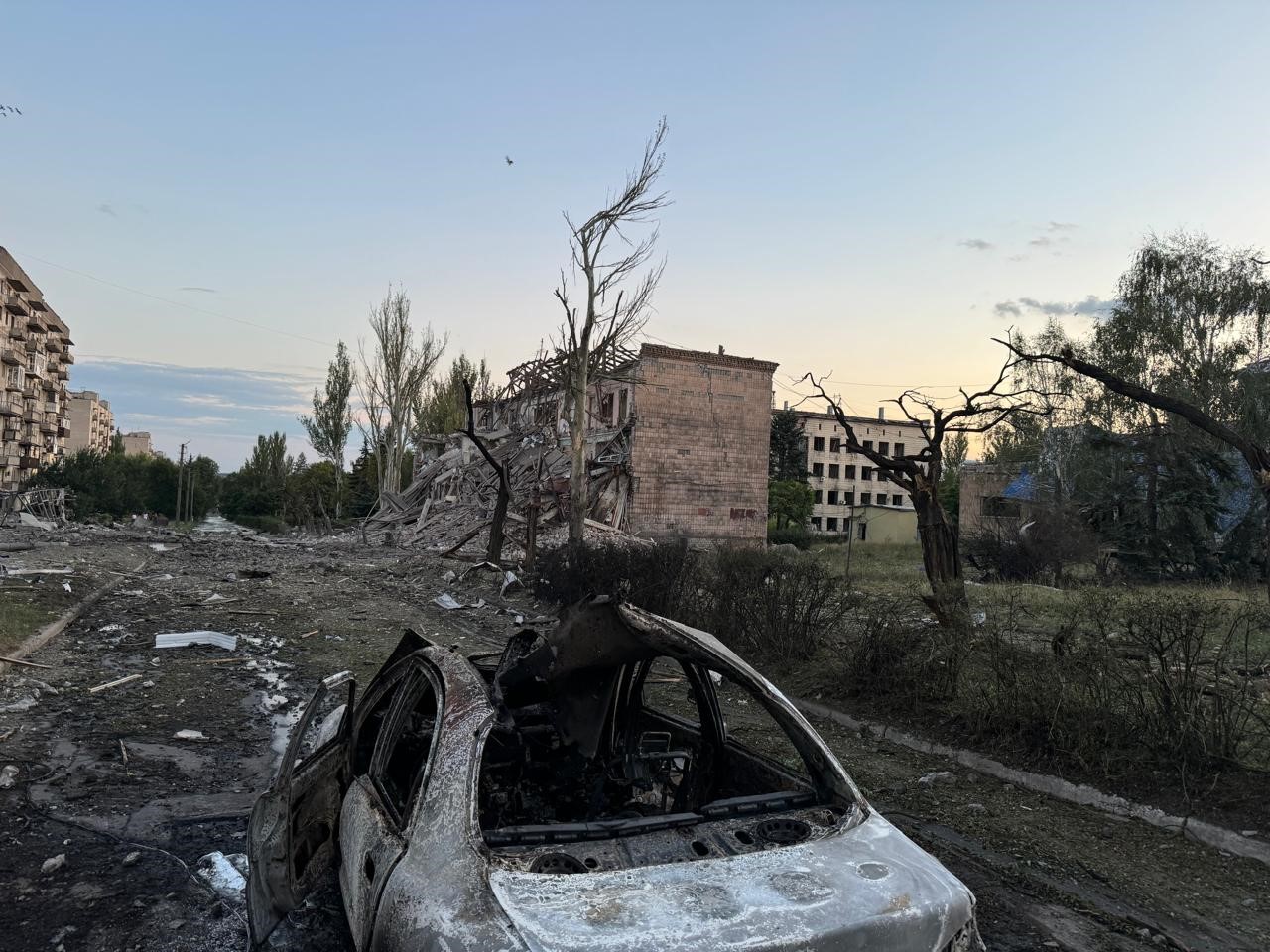 У Селидовому армія держави-агресора вбила двох та поранила щонайменше 11 цивільних, серед яких дитина – розпочато розслідування