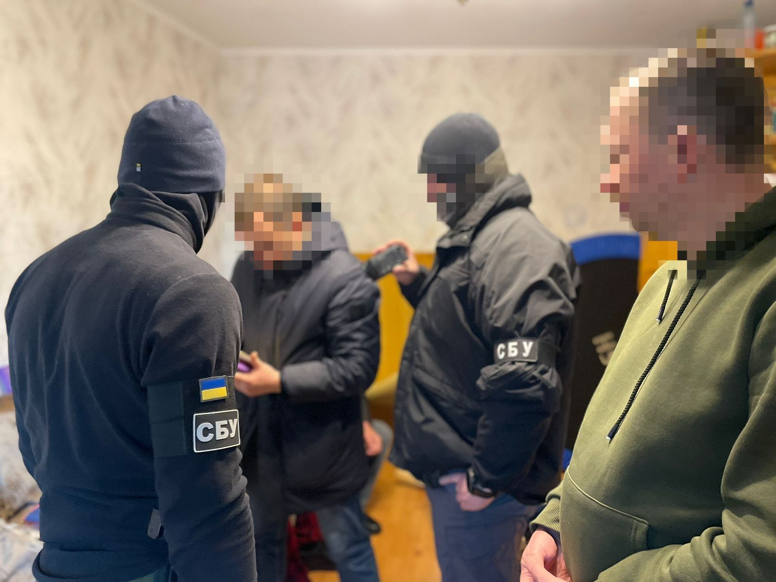 Правоохоронці викрили службовця ліквідованого Верховного Суду України, який виправдовував агресію рф та пропонував віддати ворогу південні регіони