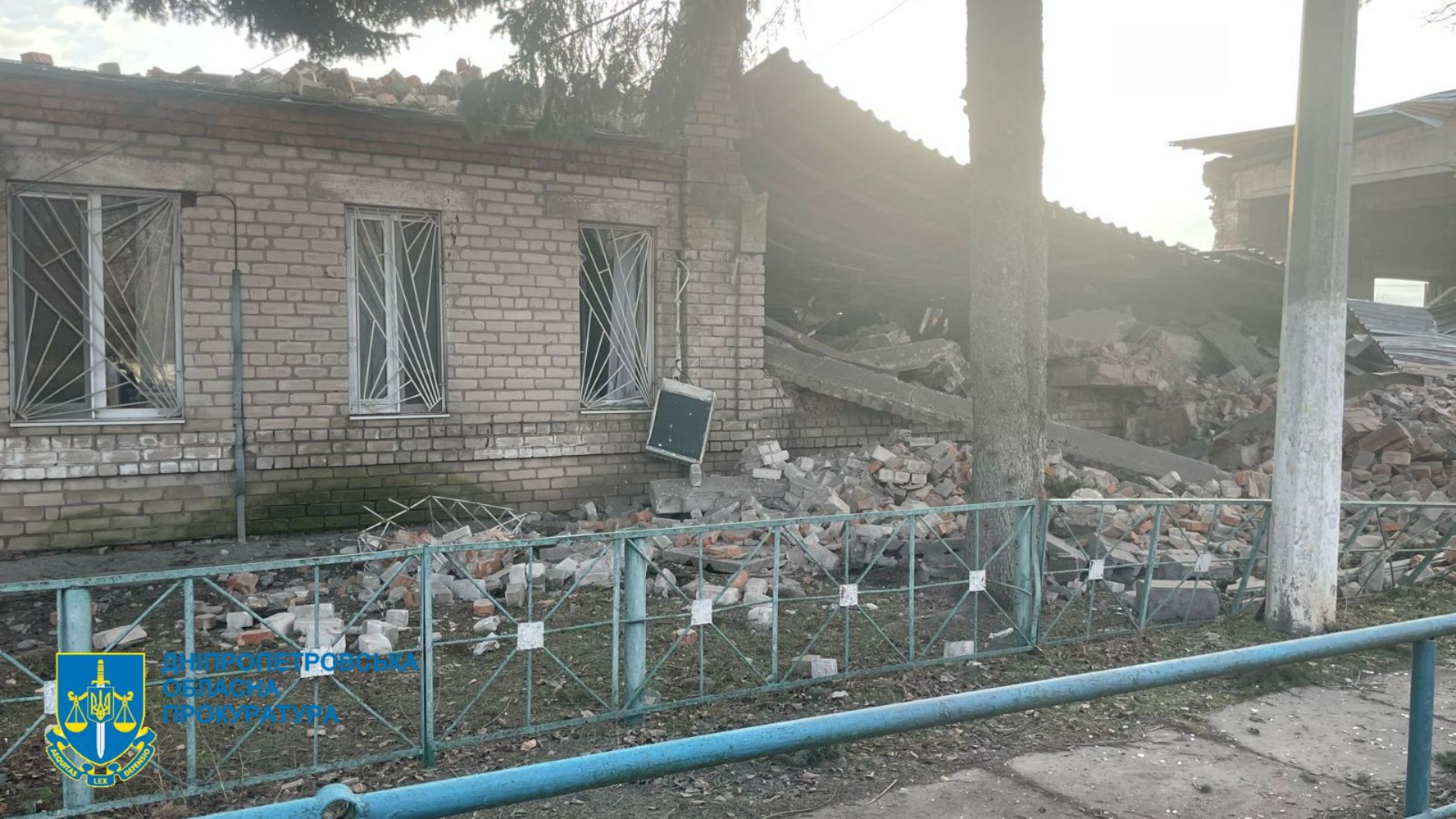 Двоє постраждалих внаслідок ворожої атаки БпЛА по Дніпропетровщині – розпочато розслідування