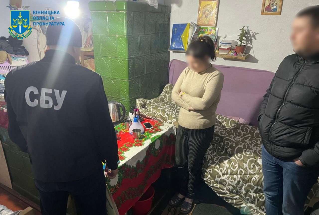 Жительці Чорнобаївки, яка агітувала до участі у російському псевдореферендумі, а потім виїхала на Буковину, повідомлено про підозру