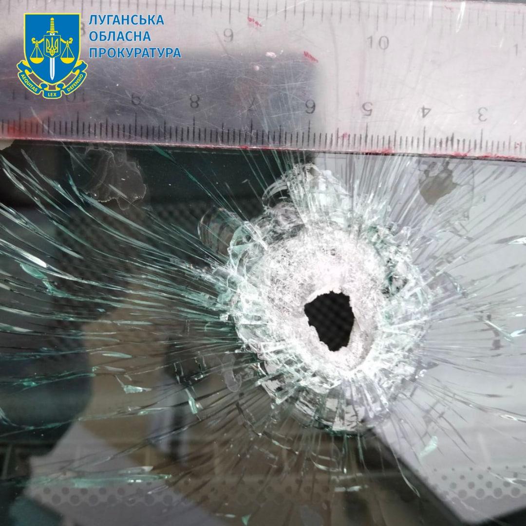 Обстріл збройними силами РФ цивільного автомобілю на Луганщині – розпочато кримінальне провадження