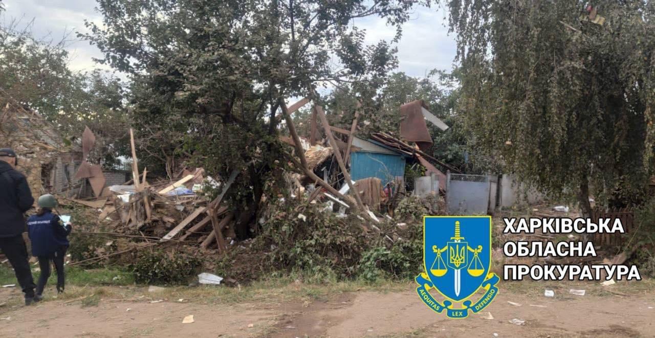 Внаслідок нічного ракетного удару окупантів по населеному пункту Харківщини загинула жінка – розпочато провадження