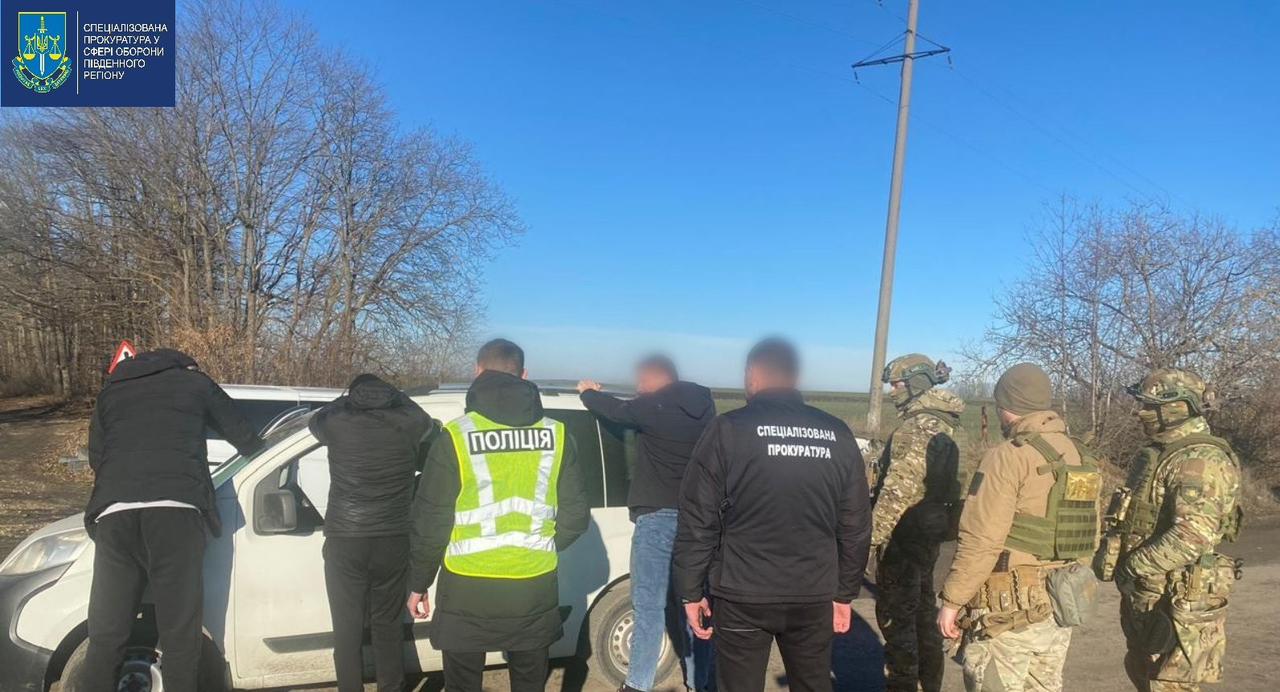 Мешканцю Вінниччини повідомлено про підозру у незаконному переправленні осіб через державний кордон та наданні хабара прикордоннику