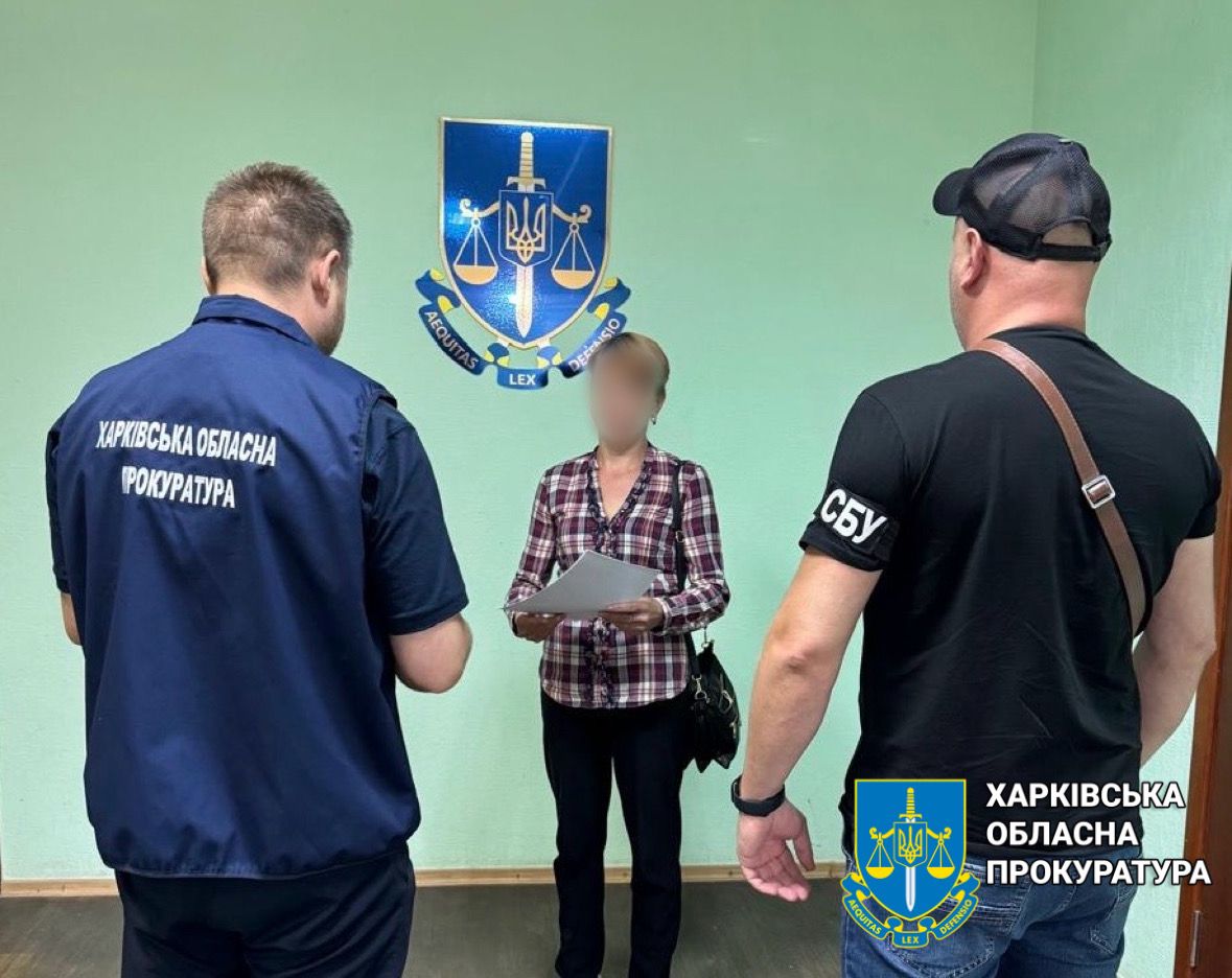 Збирала паспортні дані односельчан для переоформлення майна у відповідності до законодавства рф – викрито жительку Харківщини