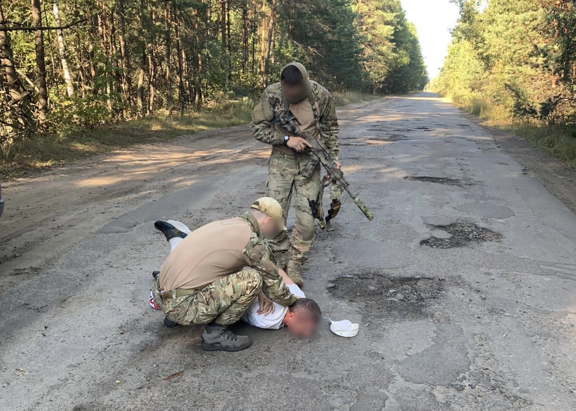 Затримано чергового агента ФСБ РФ, який передавав ворогу координати військових підрозділів ЗСУ на Сумщині