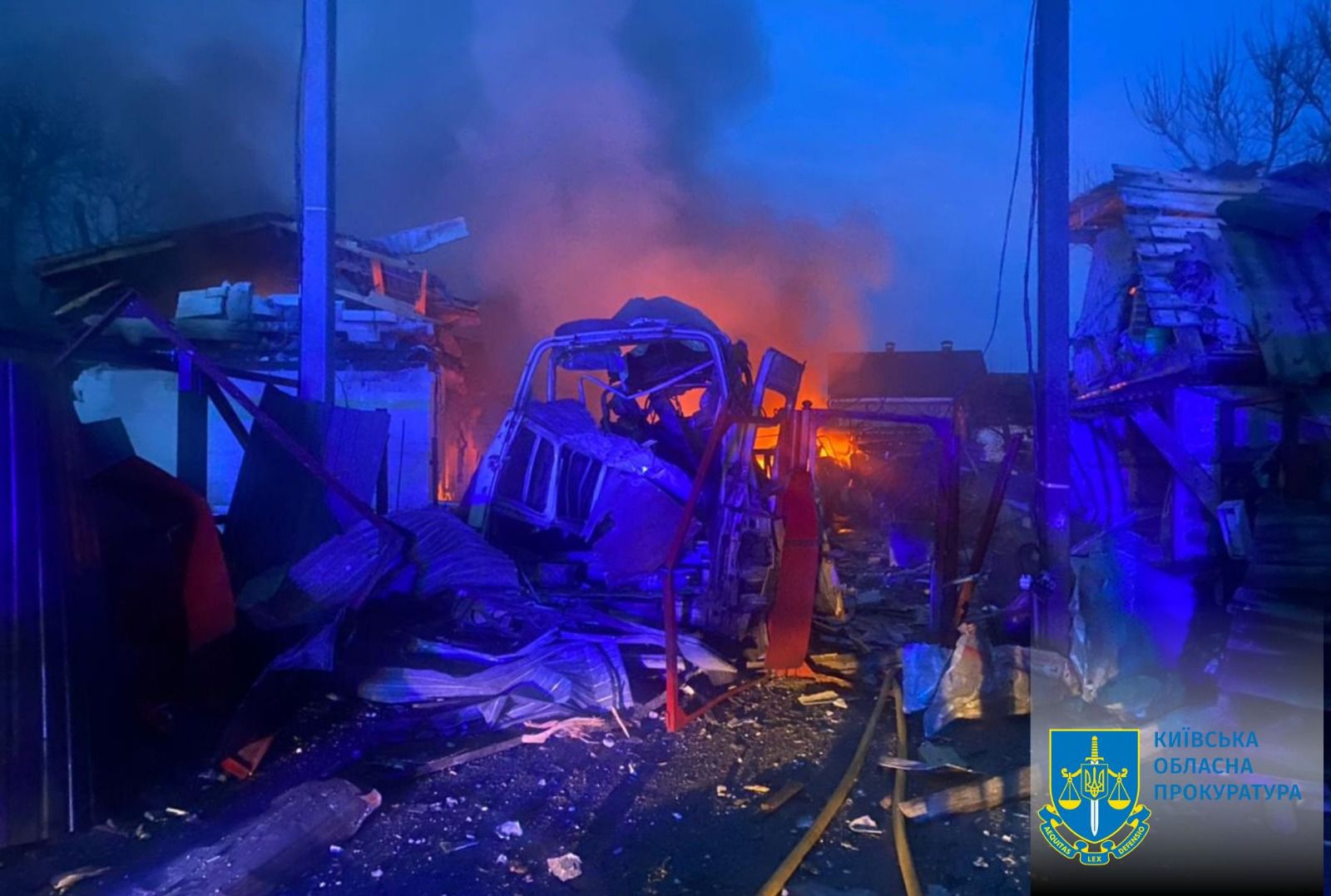 Поранені цивільні та пошкоджені приватні будинки – на Київщині фіксують наслідки ракетної атаки рф