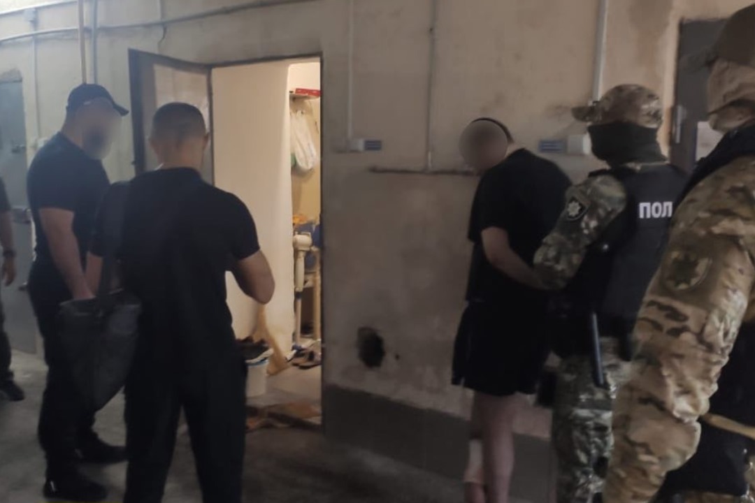 На Кіровоградщині припинено діяльність злочинної організації, яка налагодила наркотрафік до виправної колонії