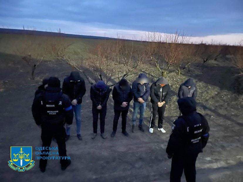 Незаконне переправлення військовозобов’язаних громадян України через держкордон - підозрюють мешканця Одещини