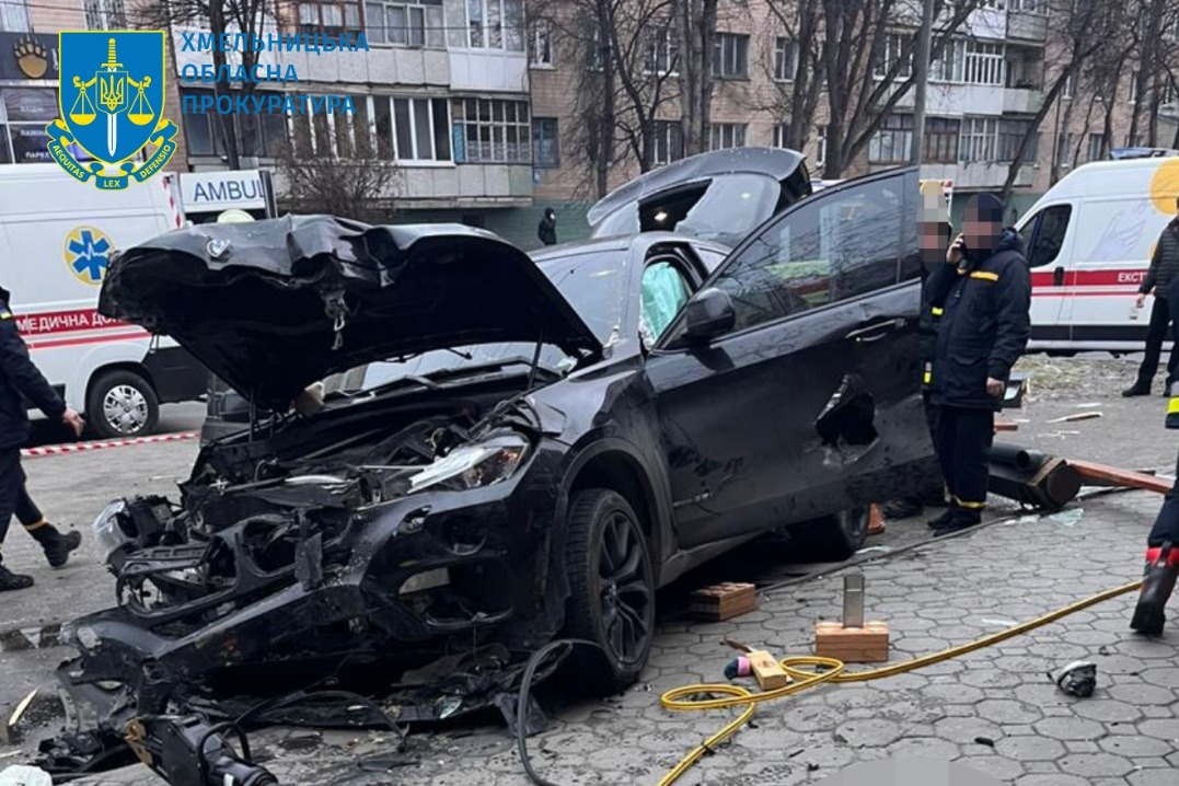 В’їхав у зупинку під дією алкоголю та наркотиків – у Хмельницькому повідомлено про підозру водію, який вчинив ДТП з трьома загиблими