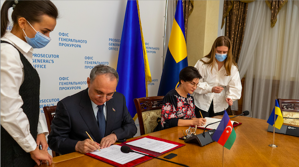 Генпрокурор Ірина Венедіктова та Генпрокурор Азербайджану підписали угоду про співробітництво