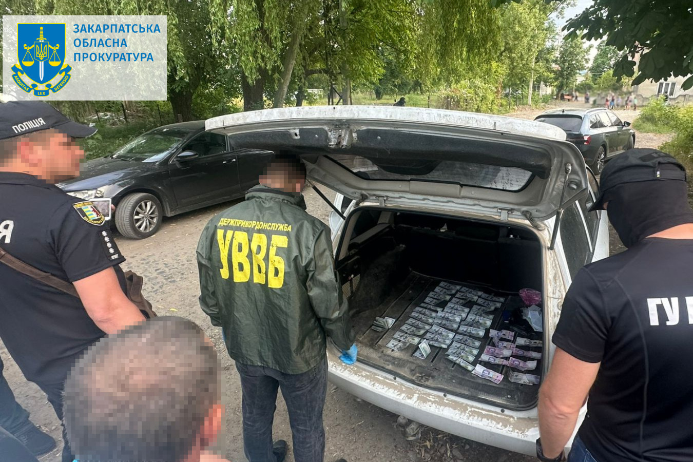 Організували незаконний перетин кордону з Румунією за 8000 євро – на Закарпатті судитимуть двох місцевих жителів