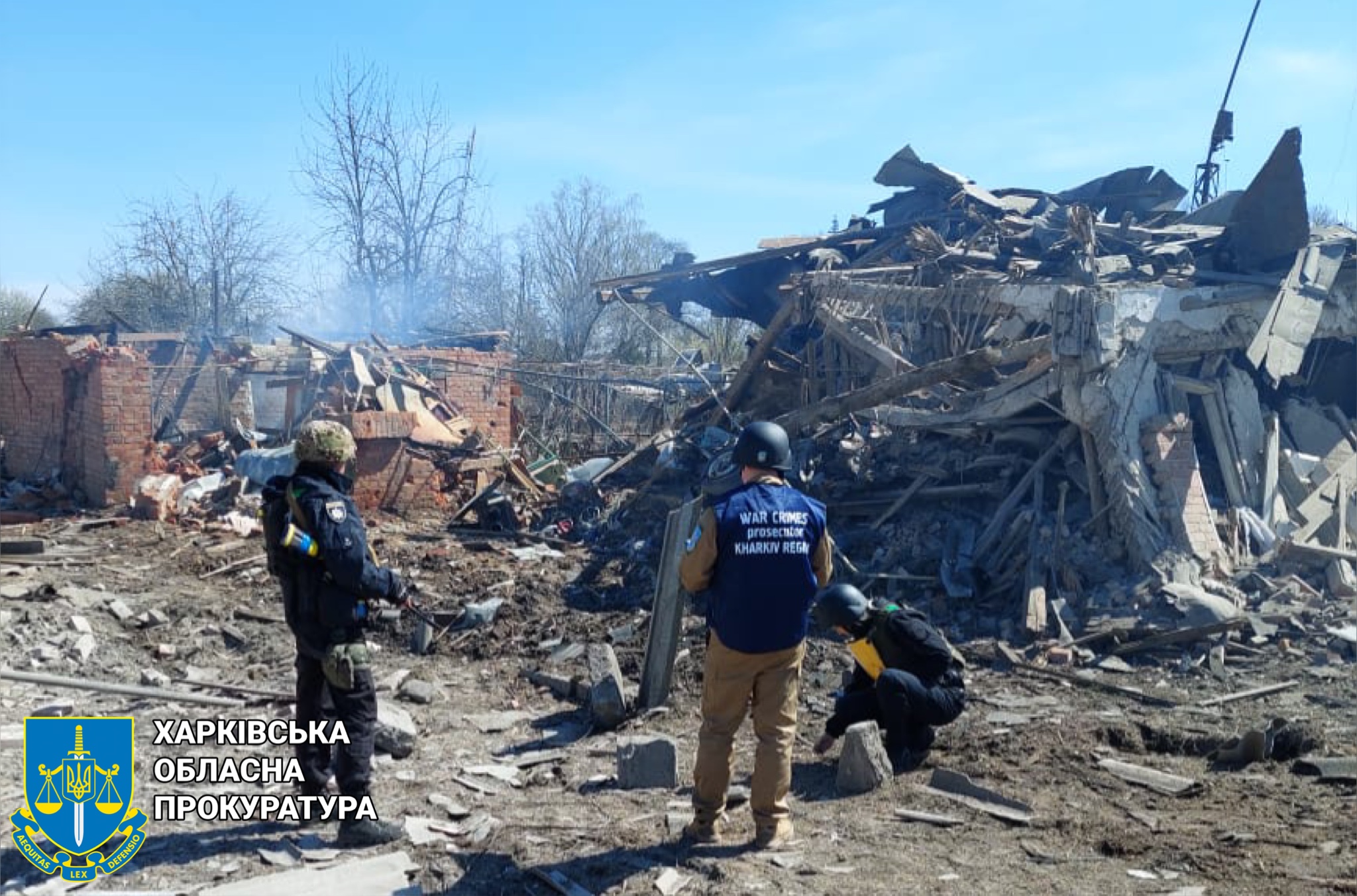 Ворог вкотре обстріляв житлові сектори Харківщини – правоохоронці задокументували наслідки